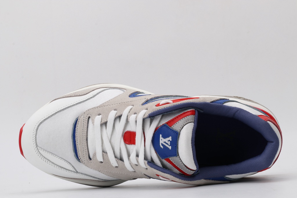 L*V SNEAKER